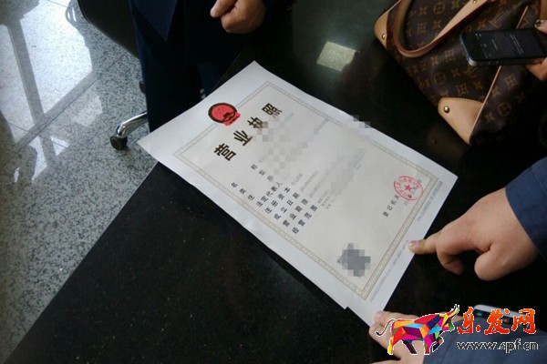 淘寶開店要不要去工商局注冊？目前是怎么規(guī)定的？.jpg